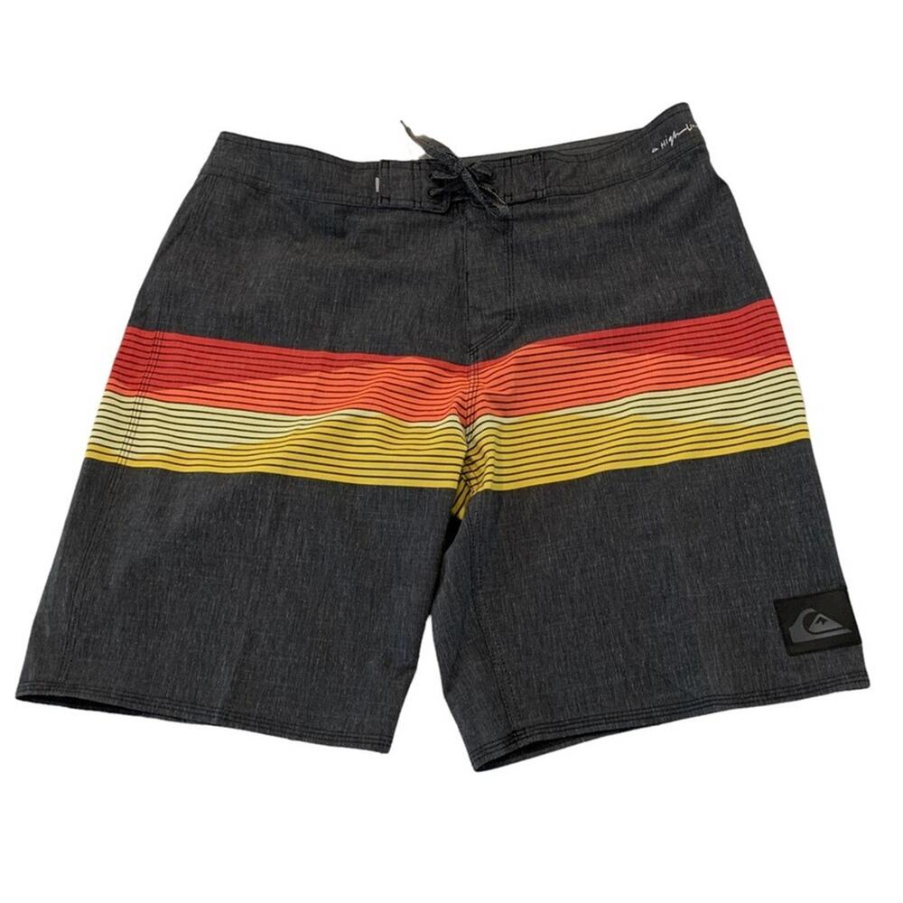 Quick‎ silver high line swim trunks yellow stripe size 32. Tie front with fly.